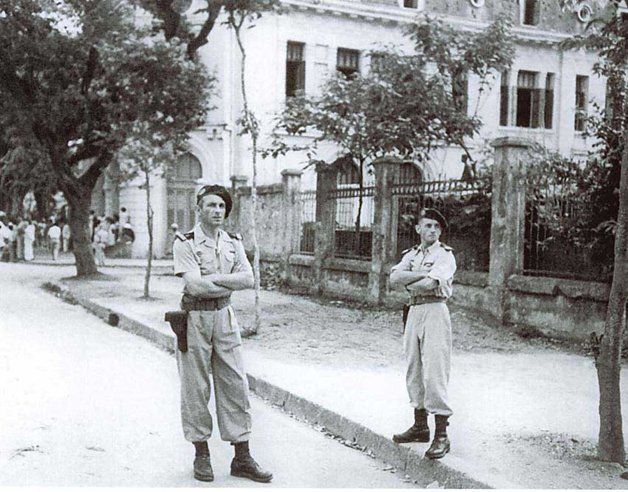 Cdt_Decorse_et_Cne_Mollo_Hanoï